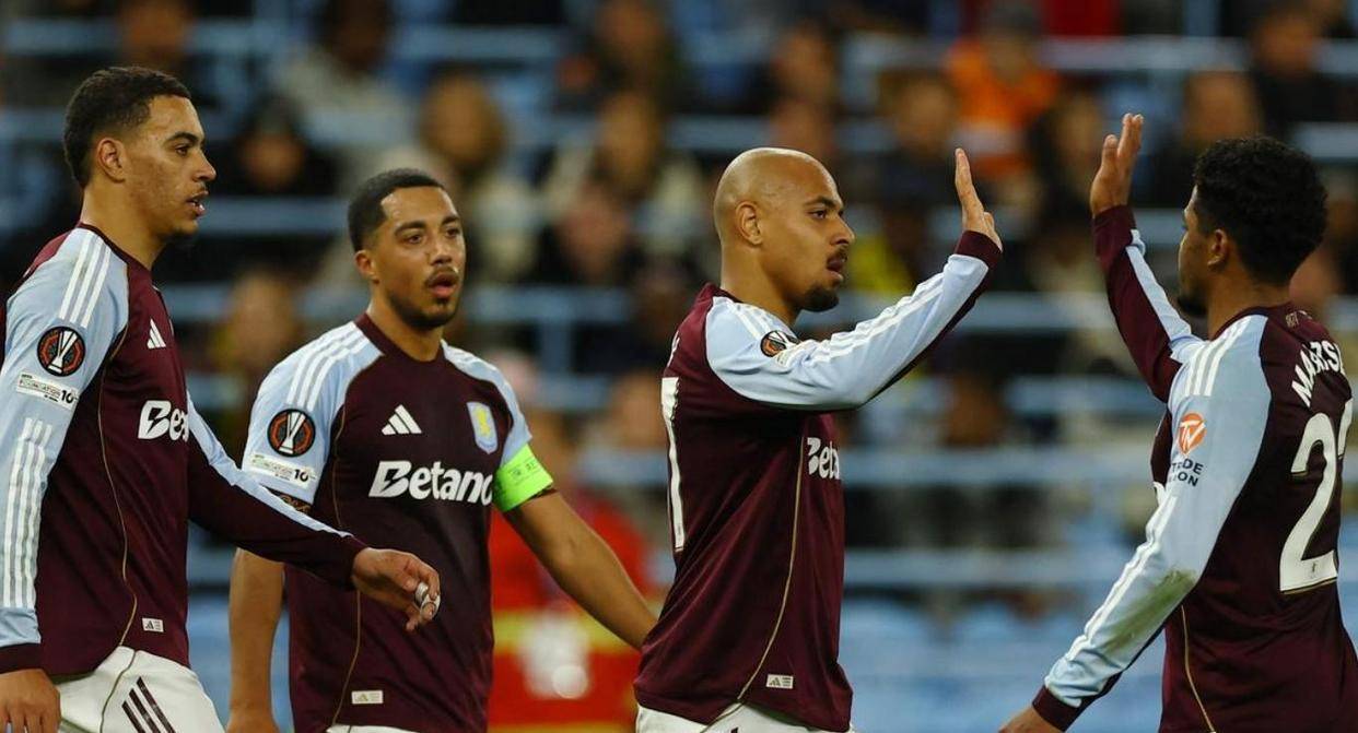 华体会体育-欧联杯布拉格斯拉维亚对塞维利亚