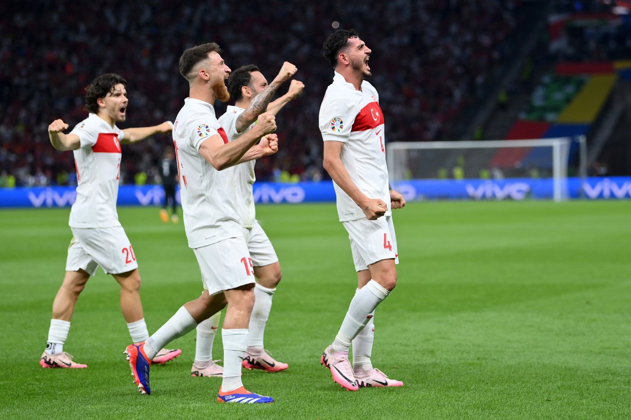 华体会体育-土耳其险胜德国，向欧洲预选赛决赛圈迈进(土耳其晋级欧洲杯)